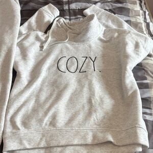 Ray Dunn Cozy Light Gray Women's Sweatshirt and pants